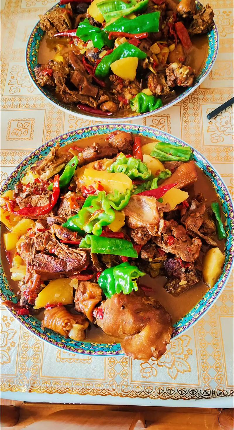 农家大盘鸡怎么做=农家大盘鸡怎么做的