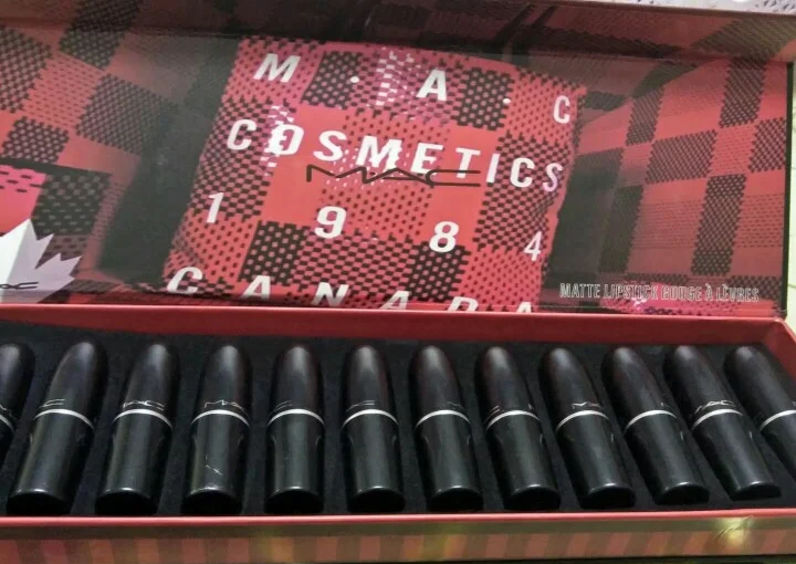 mac全套唇膏套盒(mac唇膏哪个色号好看) mac全套唇膏套盒(mac唇膏哪个色号好看)