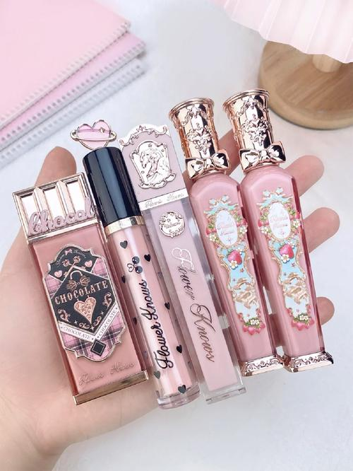 兰瑟魅惑唇膏多少钱(兰瑟口红哪个色号好看) 兰瑟魅惑唇膏多少钱(兰瑟口红哪个色号好看)