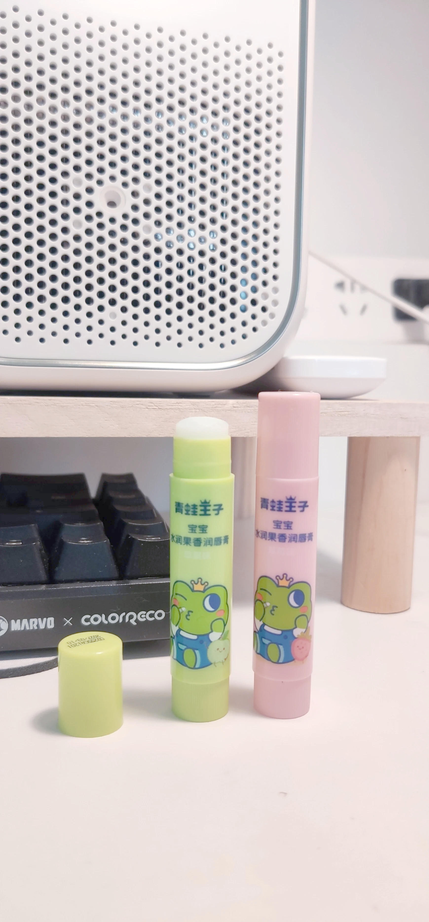 润唇膏和口红先用哪个(润唇膏和口红有什么区别) 润唇膏和口红先用哪个(润唇膏和口红有什么区别)