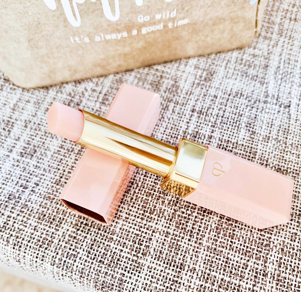 哪款润唇膏比较好(哪款润唇膏滋润效果最好) 哪款润唇膏比较好(哪款润唇膏滋润效果最好)