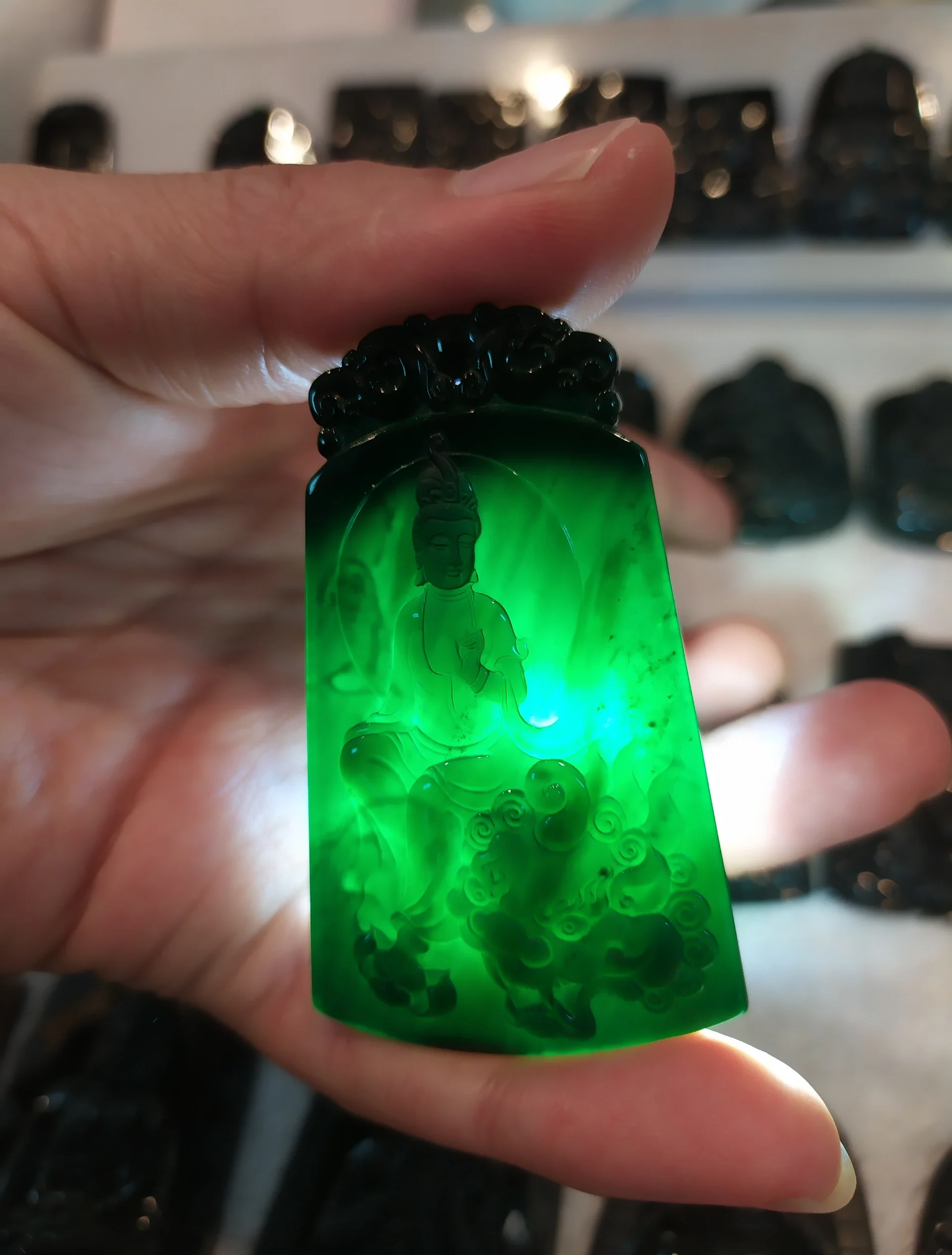 墨翠是什么档次的翡翠图片及价格