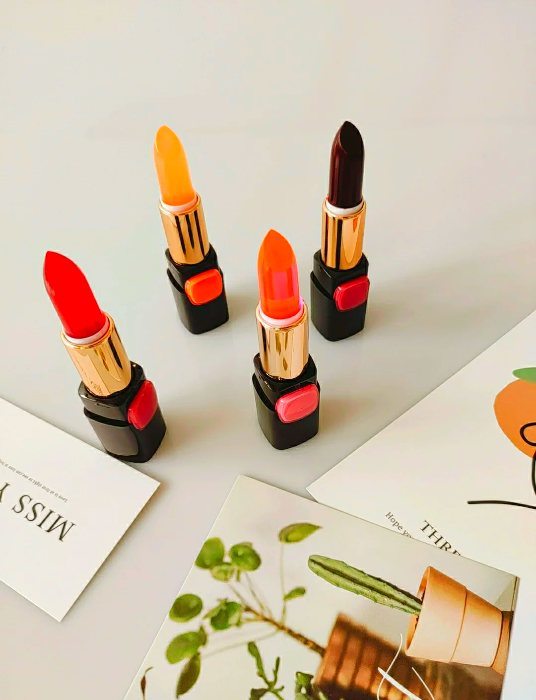 诗戴尔唇膏的简单介绍 诗戴尔唇膏的简单介绍