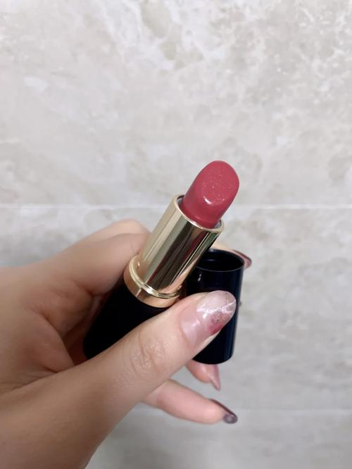 雅诗兰黛精油唇膏420(雅诗兰黛精油唇膏420好用吗) 雅诗兰黛精油唇膏420(雅诗兰黛精油唇膏420好用吗)