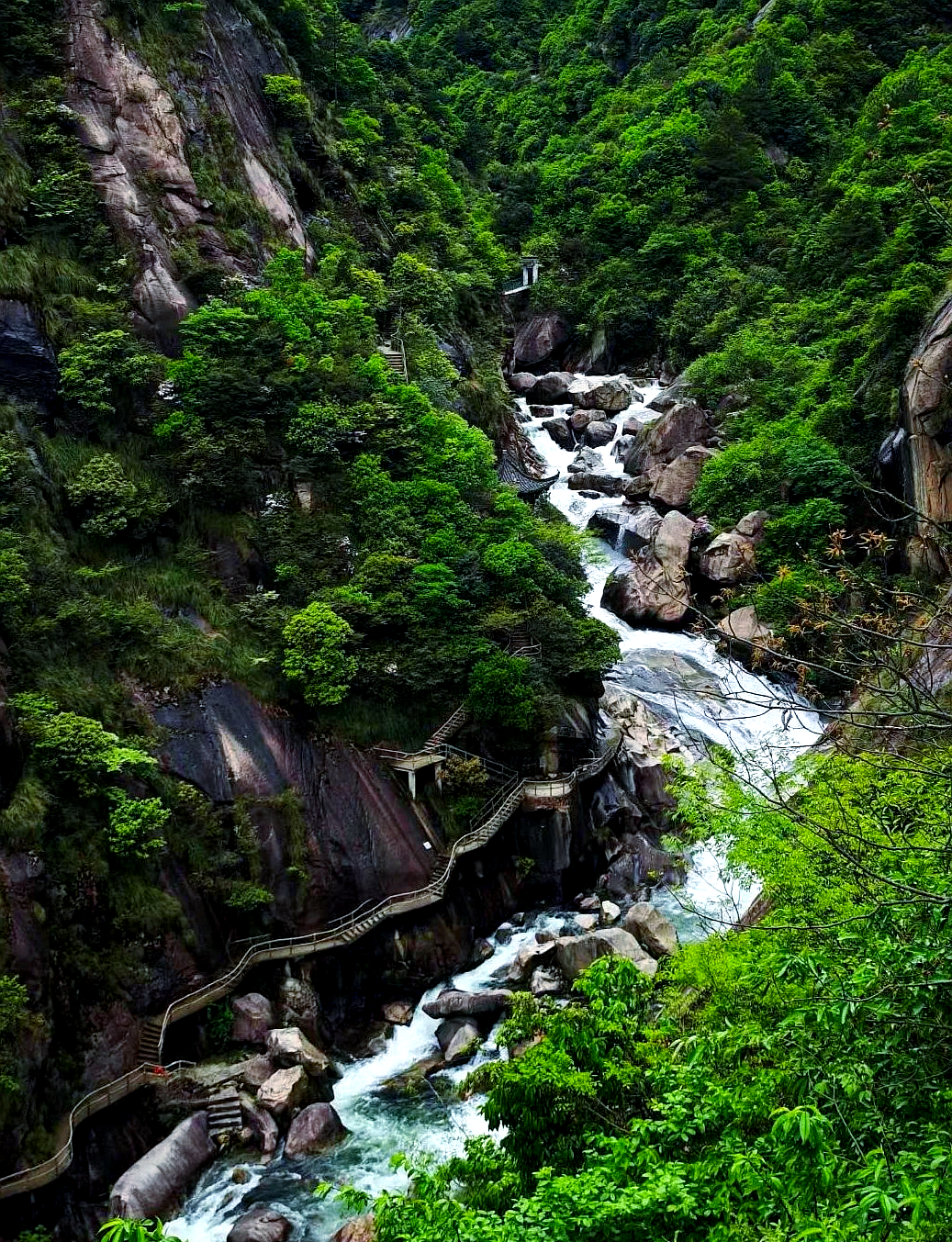 龙川县旅游最著名景区图片