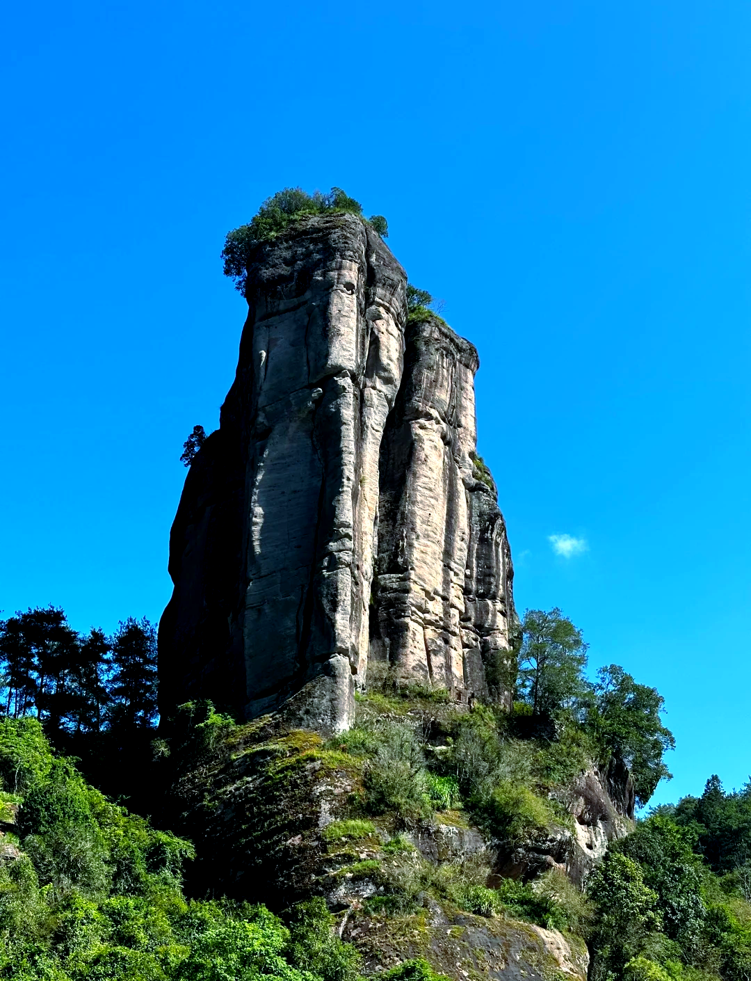 江西最高 峰揭晓 武夷山主相关图片1