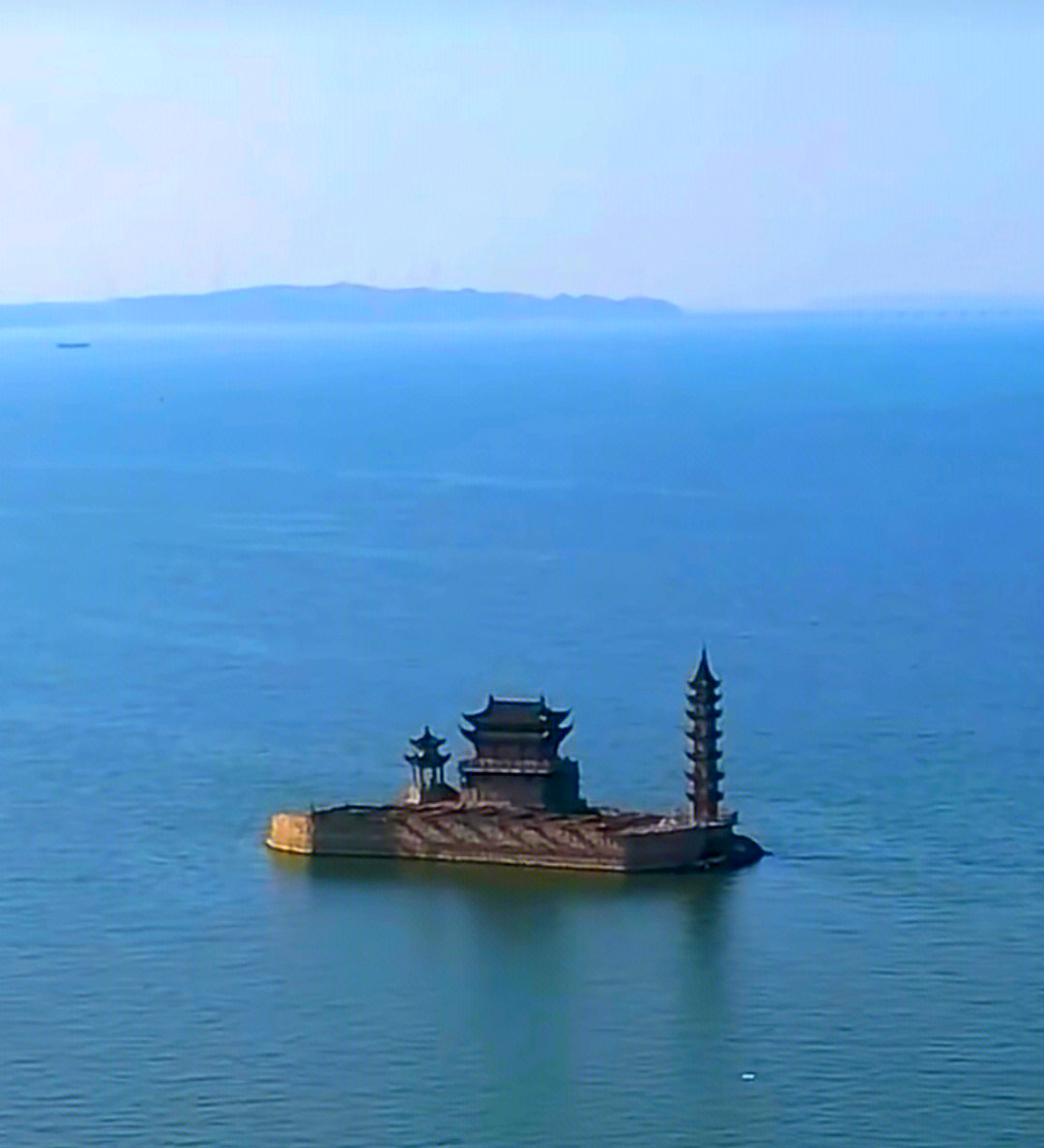 江西最著 名景点之 鄱阳湖畔相关图片1